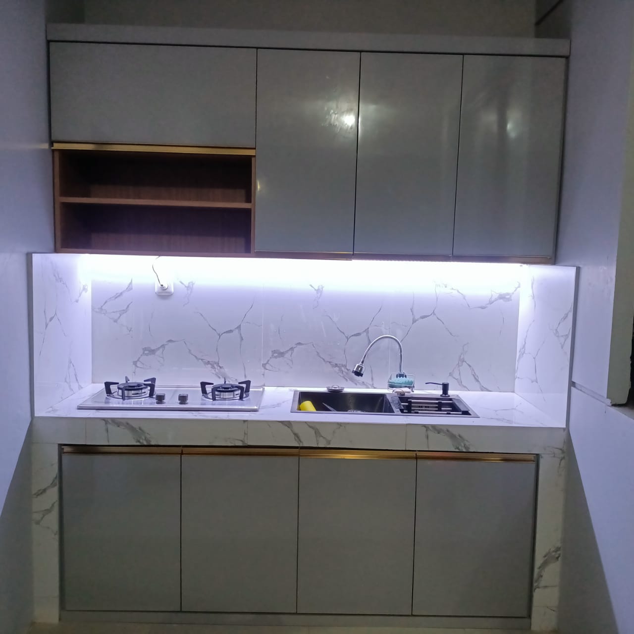 Rumah Disewakan di Cluster Waterfront Lippo Cikarang